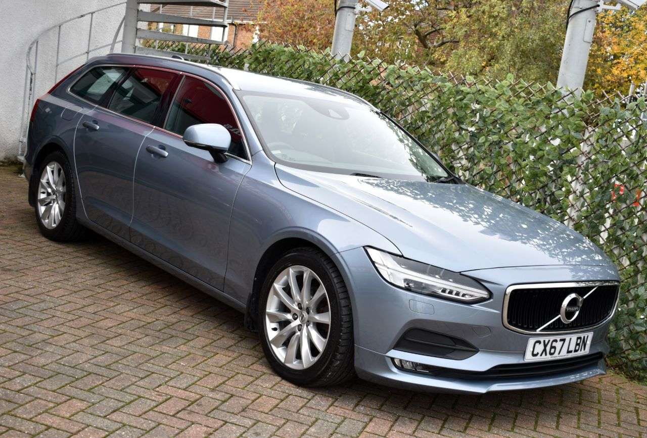 2017 VOLVO V90 2017 VOLVO V90