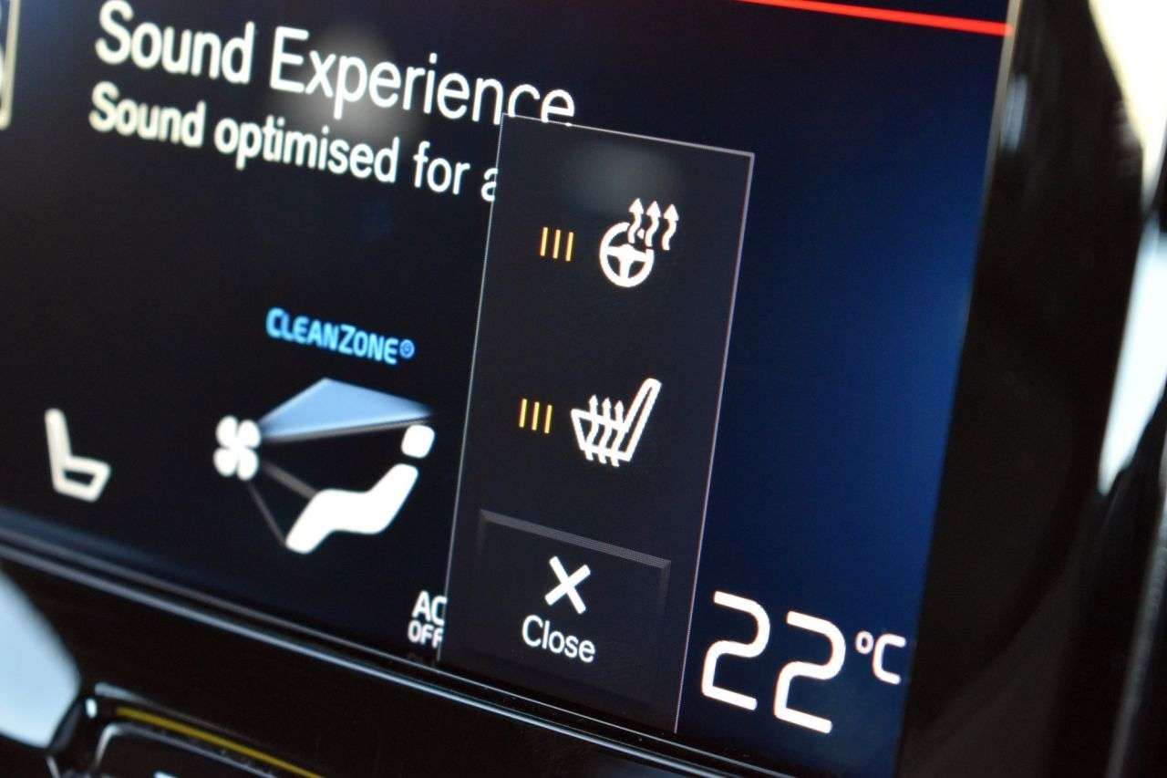 2019 VOLVO S60 2019 VOLVO S60