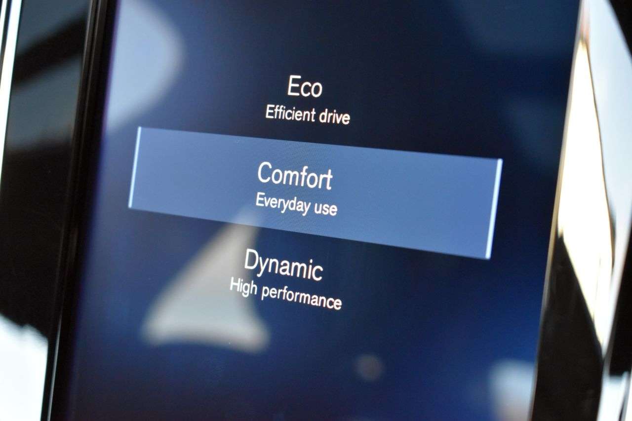 2019 VOLVO S60 2019 VOLVO S60