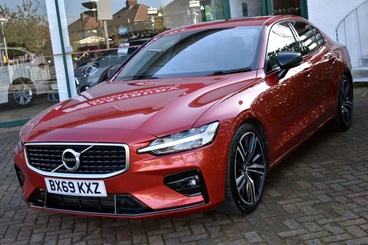 2019 VOLVO S60 2019 VOLVO S60