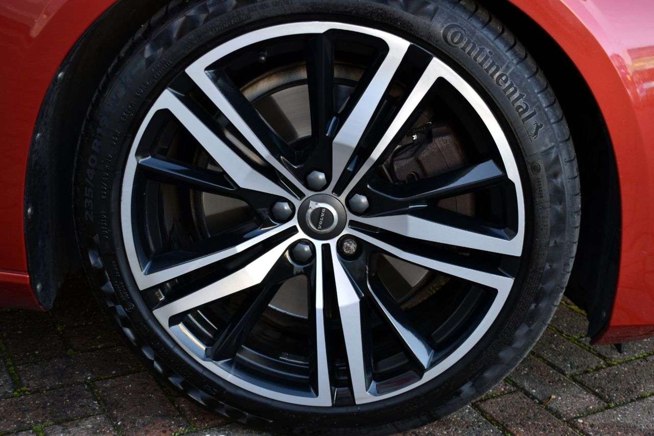 2019 VOLVO S60 2019 VOLVO S60