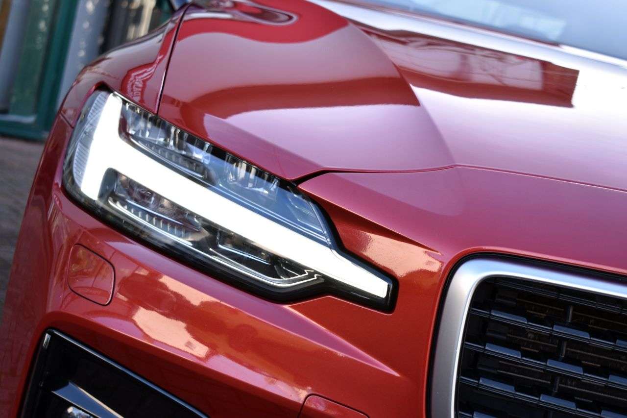 2019 VOLVO S60 2019 VOLVO S60