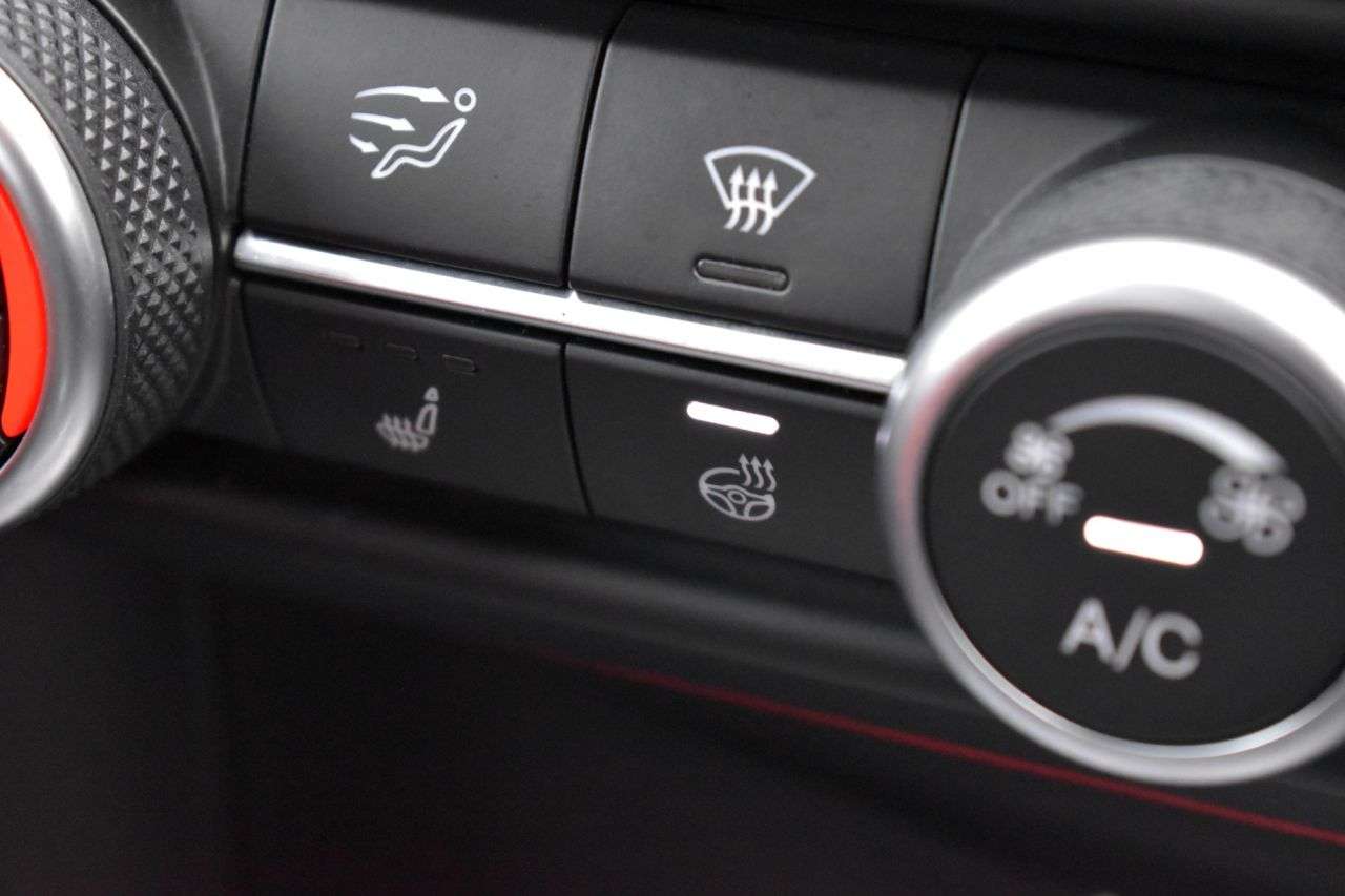 2018 ALFA ROMEO GIULIA 2018 ALFA ROMEO GIULIA