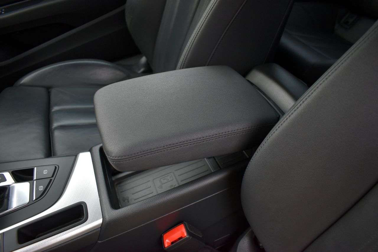 2021 AUDI A5 2021 AUDI A5