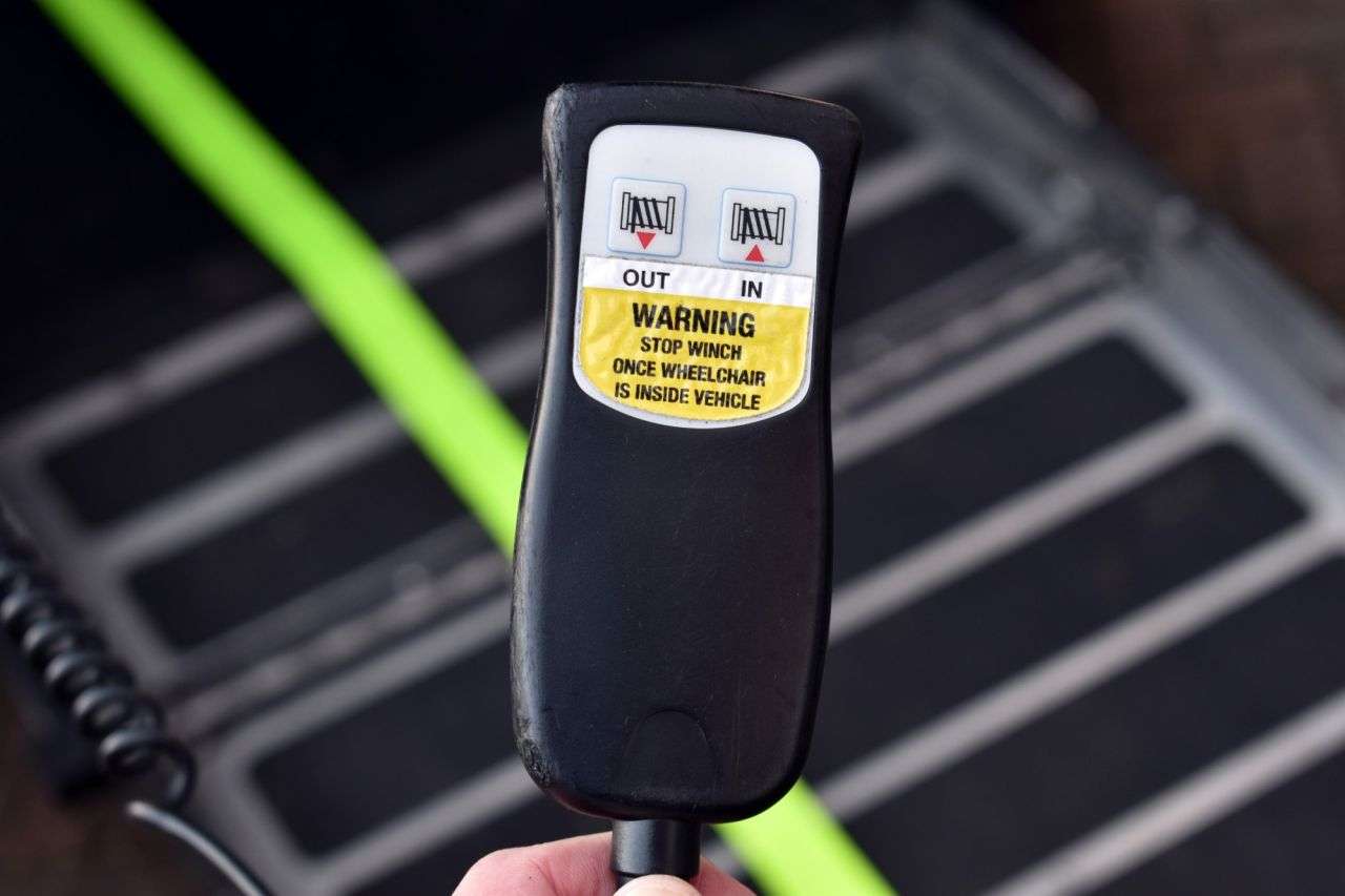 2015 PEUGEOT PARTNER TEPEE 2015 PEUGEOT PARTNER TEPEE