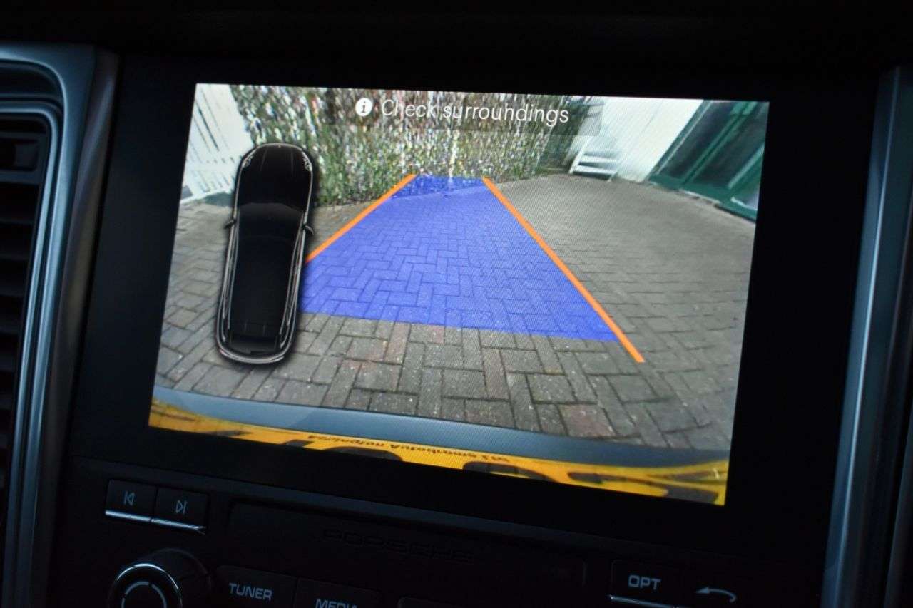 2018 PORSCHE MACAN 2018 PORSCHE MACAN