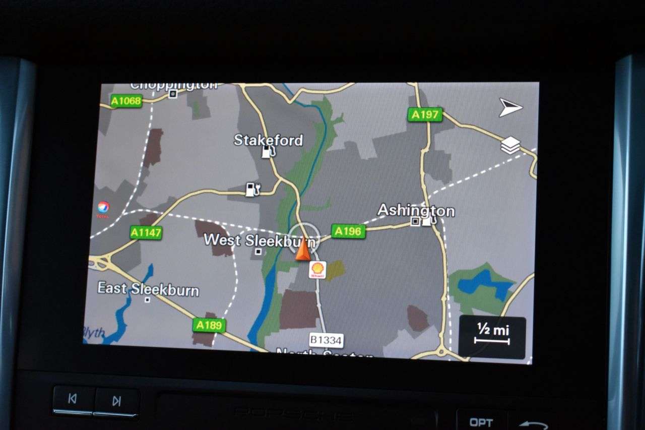 2018 PORSCHE MACAN 2018 PORSCHE MACAN