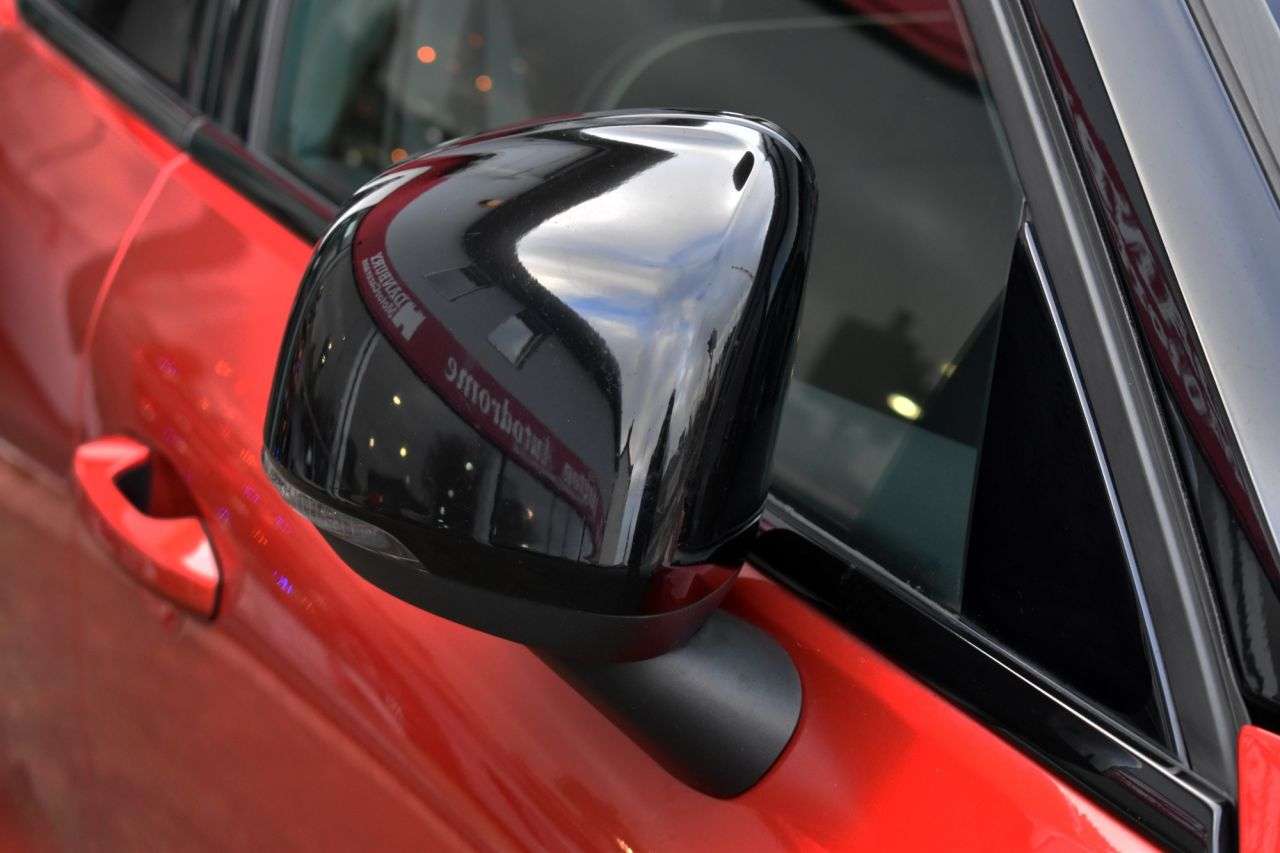 2020 VOLVO XC40 2020 VOLVO XC40