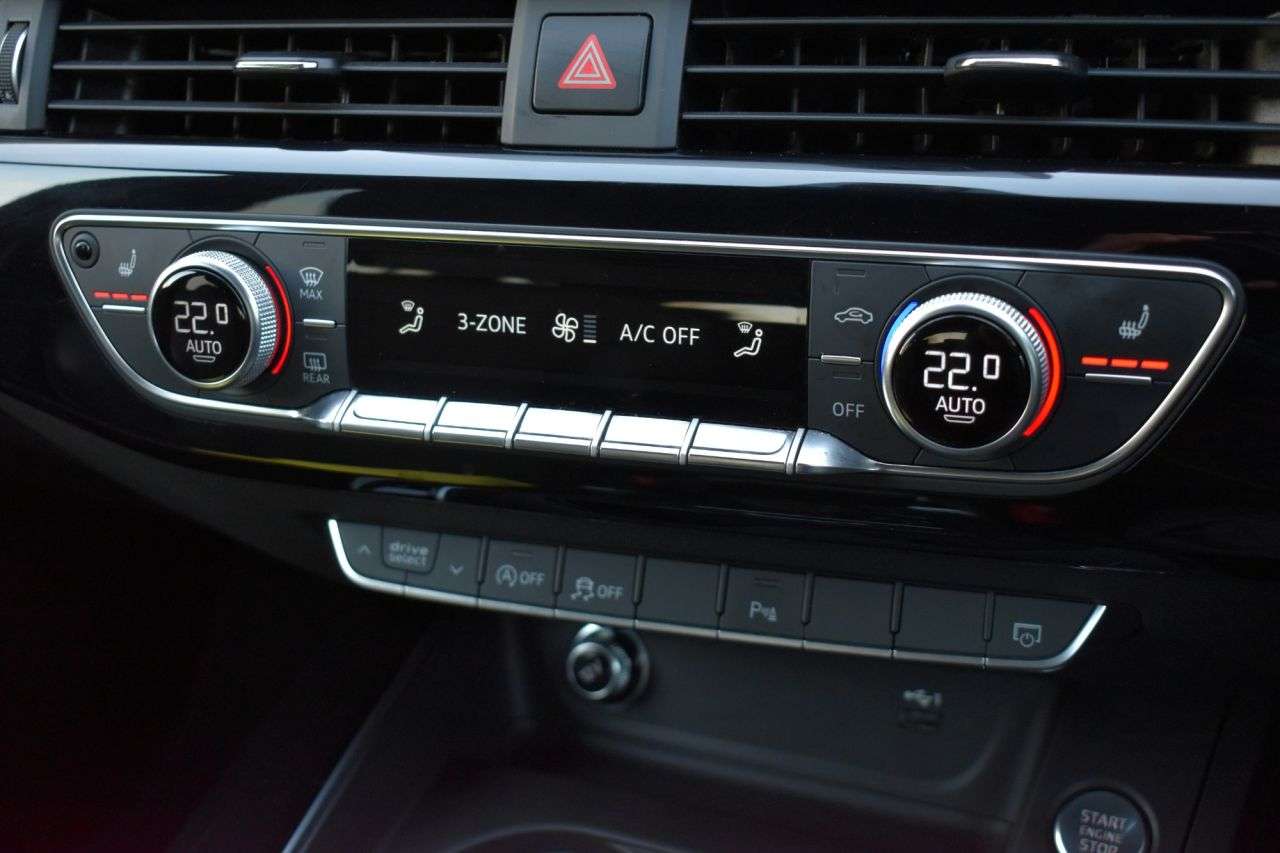 2018 AUDI A4 AVANT 2018 AUDI A4 AVANT