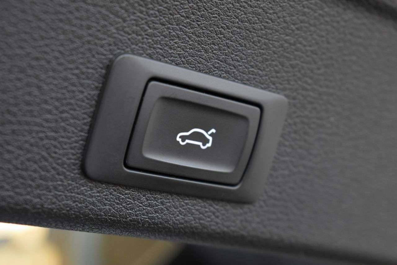 2018 AUDI A4 AVANT 2018 AUDI A4 AVANT