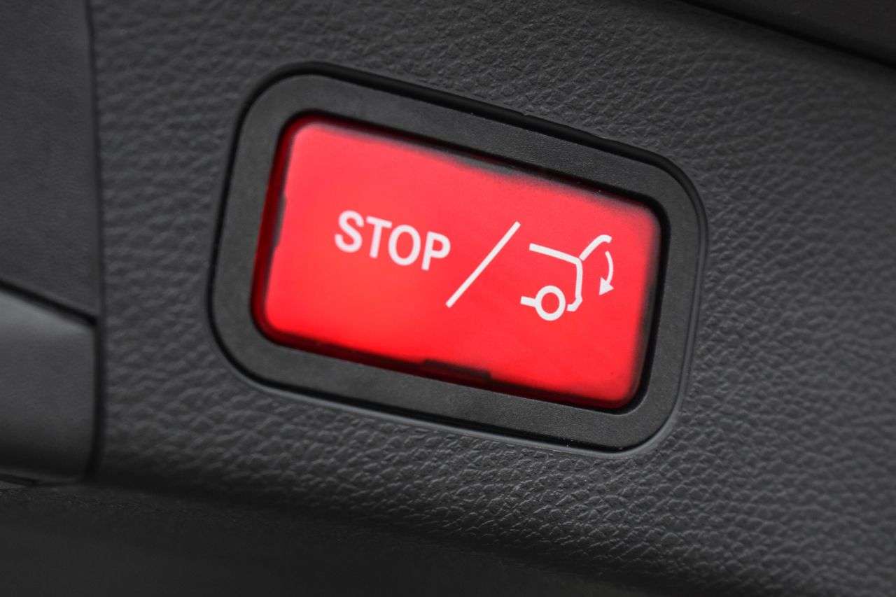 2018 MERCEDES-BENZ C-CLASS 2018 MERCEDES-BENZ C-CLASS