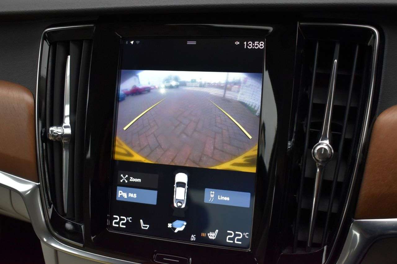 2018 VOLVO S90 2018 VOLVO S90