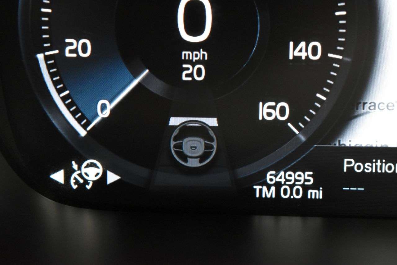 2018 VOLVO S90 2018 VOLVO S90