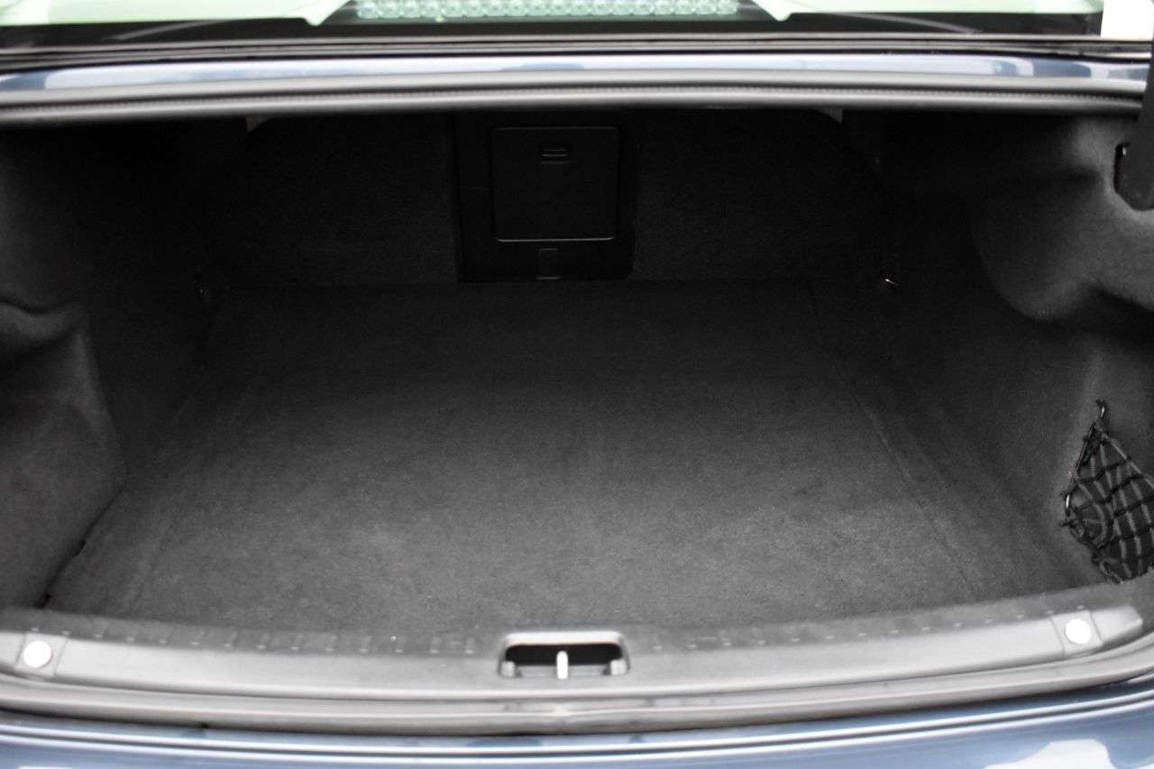 2018 VOLVO S90 2018 VOLVO S90