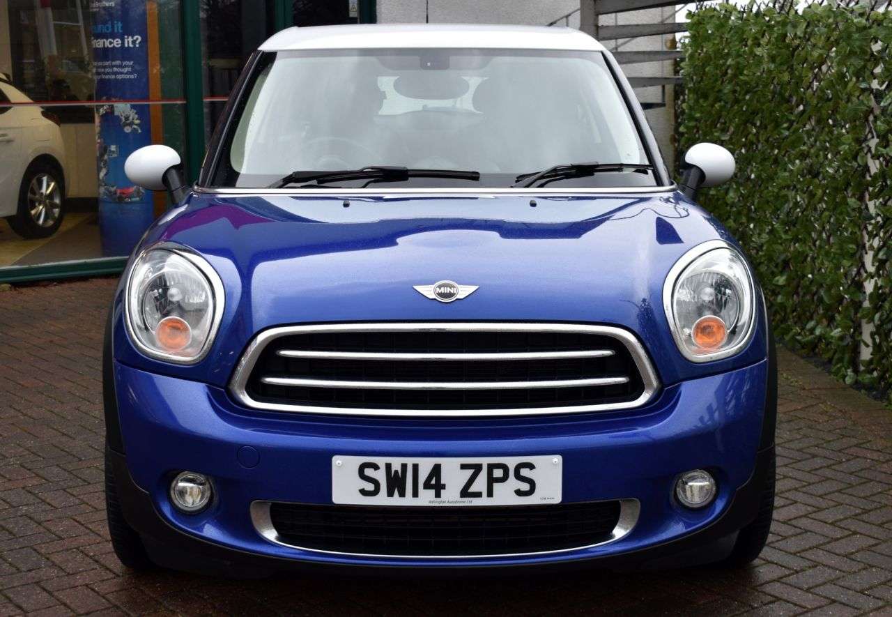 A 2014 MINI PACEMAN 2.0D COOPER 3 DOOR AUTO 110 BHP (EURO 6) Air Con / Bluetooth / Rear Parking A 2014 MINI PACEMAN 2.0D COOPER 3 DOOR AUTO 110 BHP (EURO 6) Air Con / Bluetooth / Rear Parking