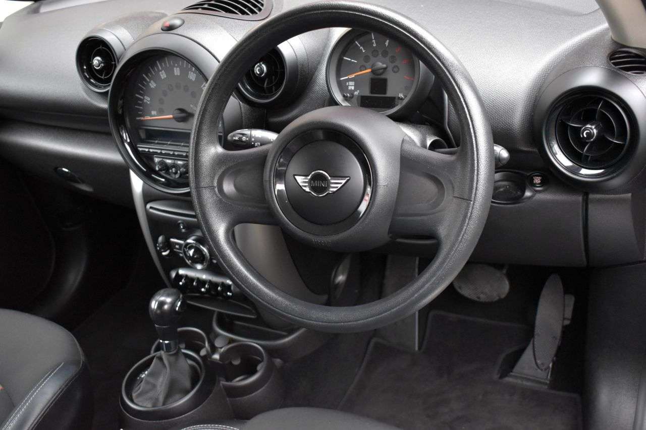 2014 MINI PACEMAN 2014 MINI PACEMAN