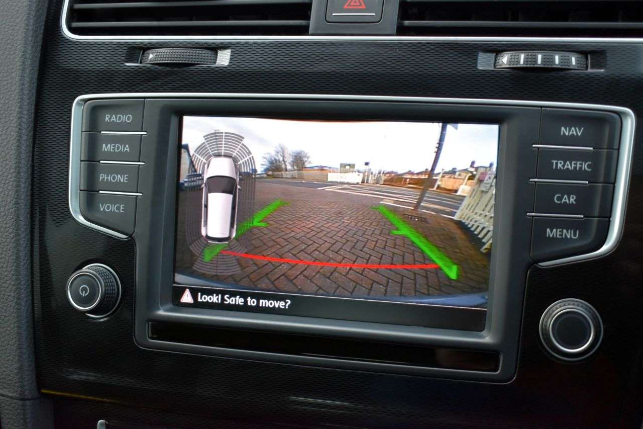 2017 VOLKSWAGEN GOLF 2017 VOLKSWAGEN GOLF