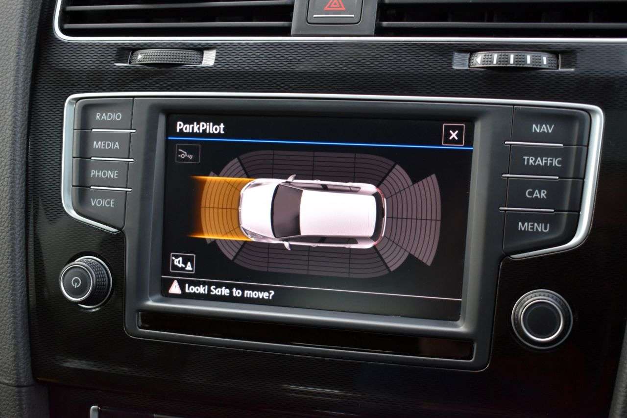 2017 VOLKSWAGEN GOLF 2017 VOLKSWAGEN GOLF