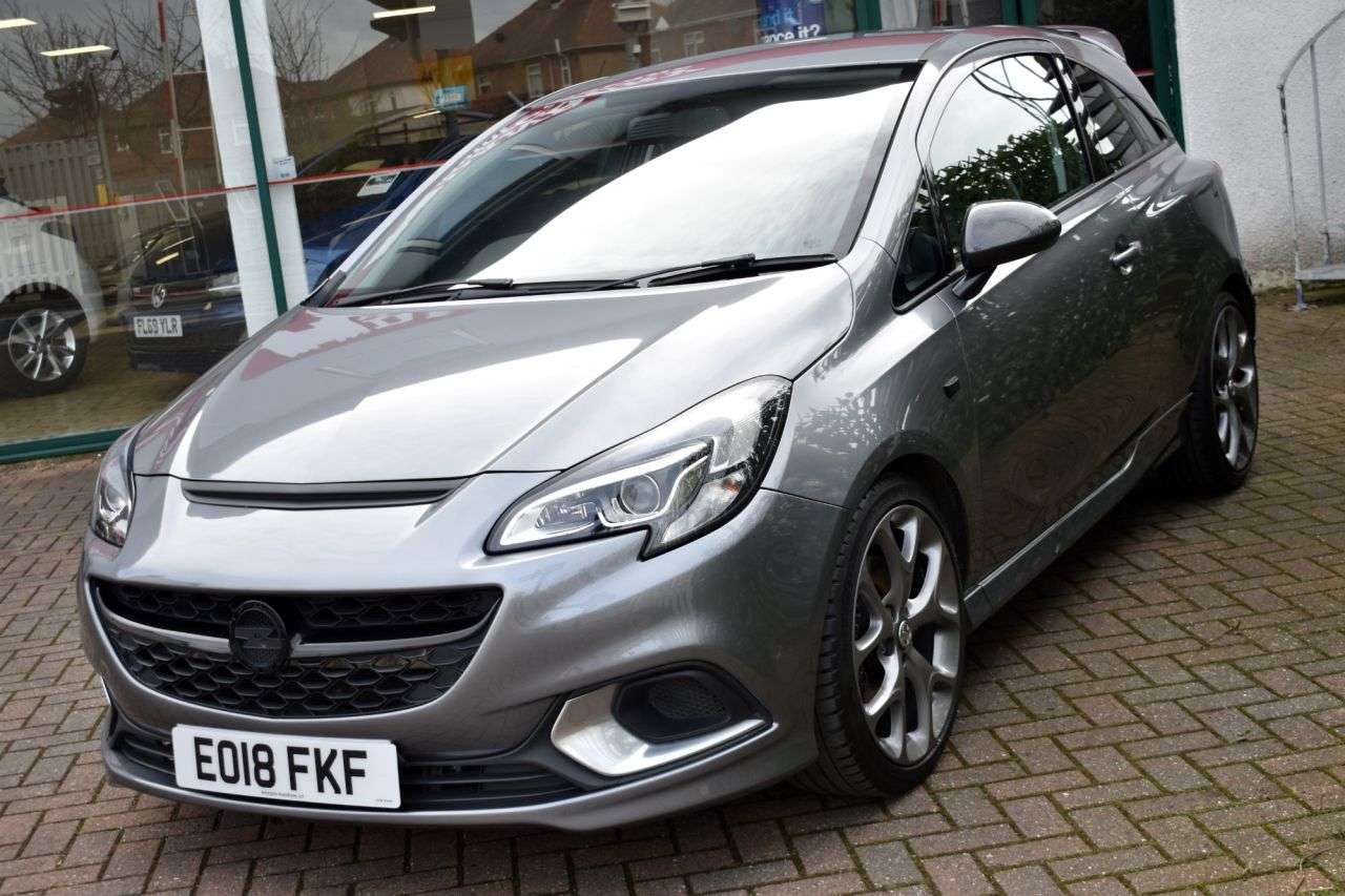 A 2018 VAUXHALL CORSA 1.6i TURBO VXR 3 DOOR 6-SPEED 202 BHP (EURO 6) CarPlay / Scorpion Exhaust A 2018 VAUXHALL CORSA 1.6i TURBO VXR 3 DOOR 6-SPEED 202 BHP (EURO 6) CarPlay / Scorpion Exhaust