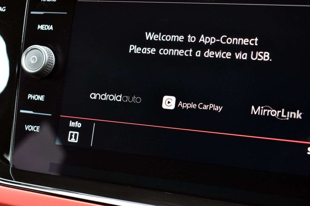 2019 VOLKSWAGEN POLO 2019 VOLKSWAGEN POLO