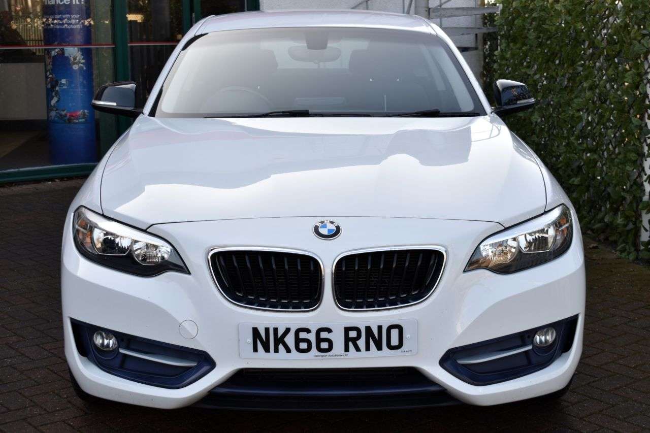 A 2016 BMW 2 SERIES 218i SPORT 2 DOOR COUPE 6-SPEED 134 BHP (EURO 6) Navigation / DAB / Rear Pa A 2016 BMW 2 SERIES 218i SPORT 2 DOOR COUPE 6-SPEED 134 BHP (EURO 6) Navigation / DAB / Rear Pa