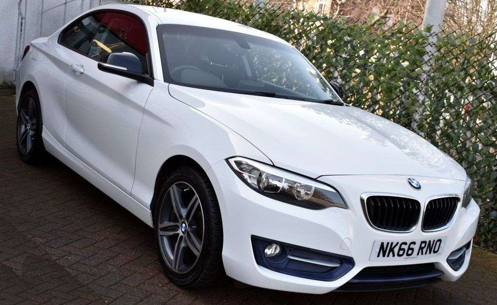 A 2016 BMW 2 SERIES 218i SPORT 2 DOOR COUPE 6-SPEED 134 BHP (EURO 6) Navigation / DAB / Rear Pa A 2016 BMW 2 SERIES 218i SPORT 2 DOOR COUPE 6-SPEED 134 BHP (EURO 6) Navigation / DAB / Rear Pa