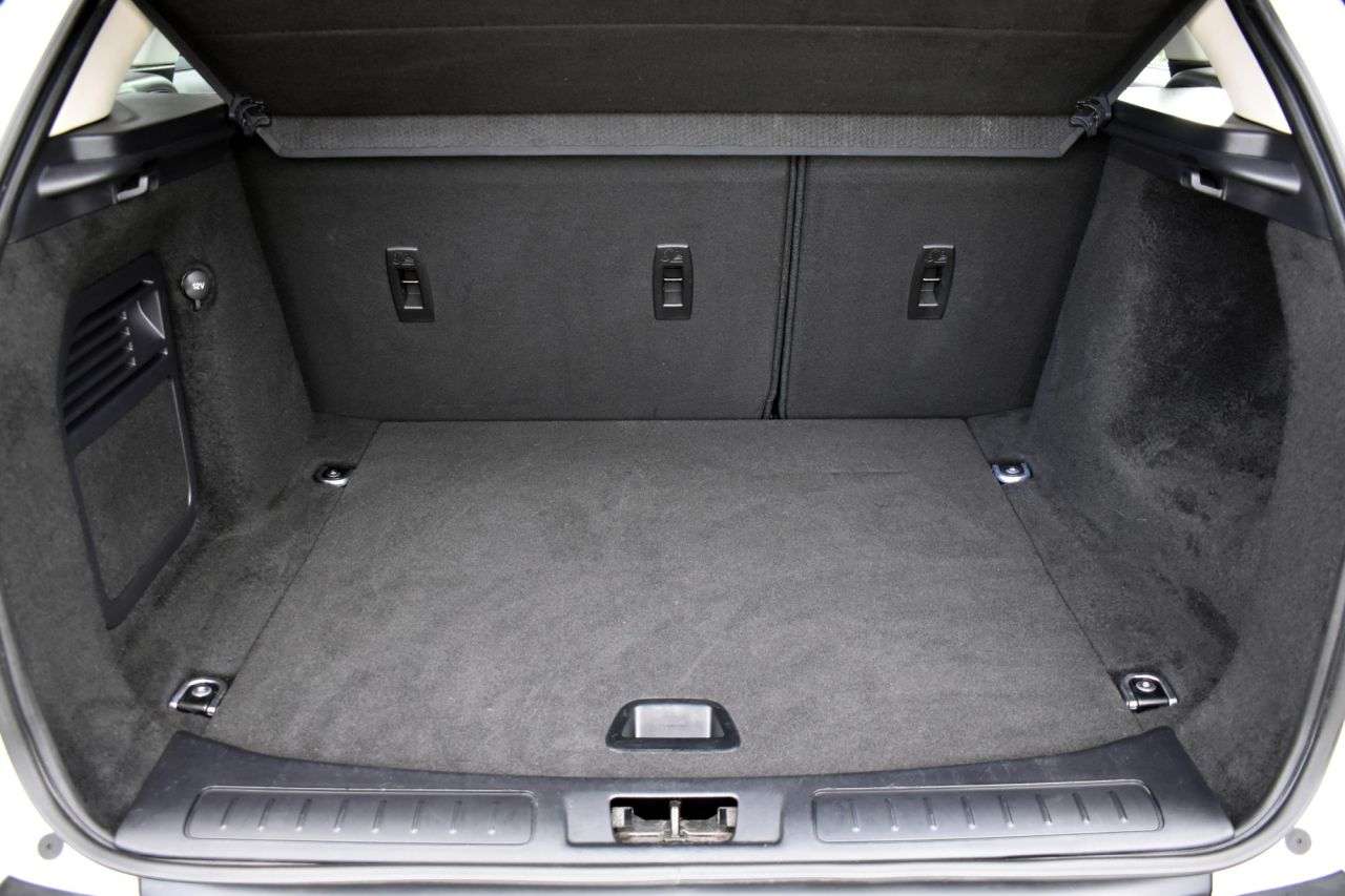 2015 LAND ROVER RANGE ROVER EVOQUE 2015 LAND ROVER RANGE ROVER EVOQUE