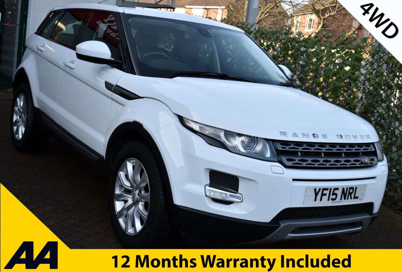 A 2015 LAND ROVER RANGE ROVER EVOQUE 2.2 SD4 PURE TECH 4WD 5 DOOR 9-SPEED AUTO 187 BHP Panoramic Roof / Park Ass A 2015 LAND ROVER RANGE ROVER EVOQUE 2.2 SD4 PURE TECH 4WD 5 DOOR 9-SPEED AUTO 187 BHP Panoramic Roof / Park Ass