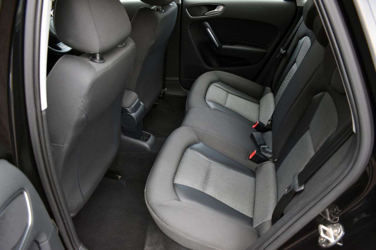 2016 AUDI A1 2016 AUDI A1