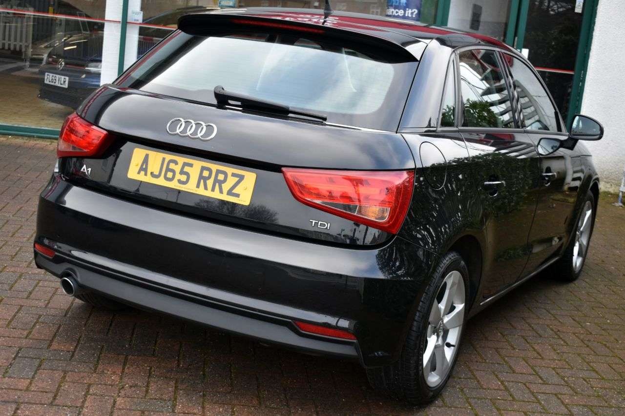 2016 AUDI A1 2016 AUDI A1