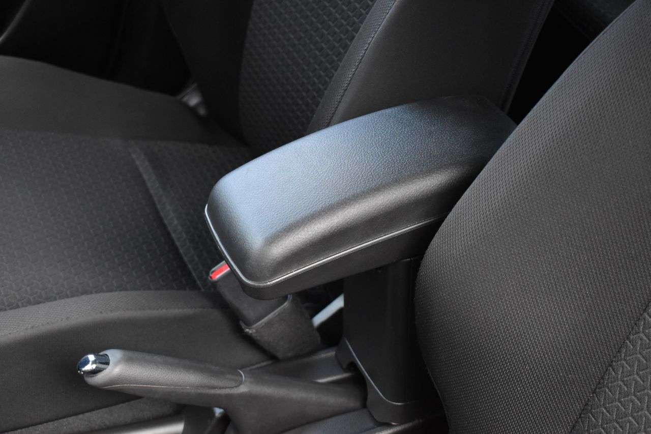 2017 SUZUKI SWIFT 2017 SUZUKI SWIFT