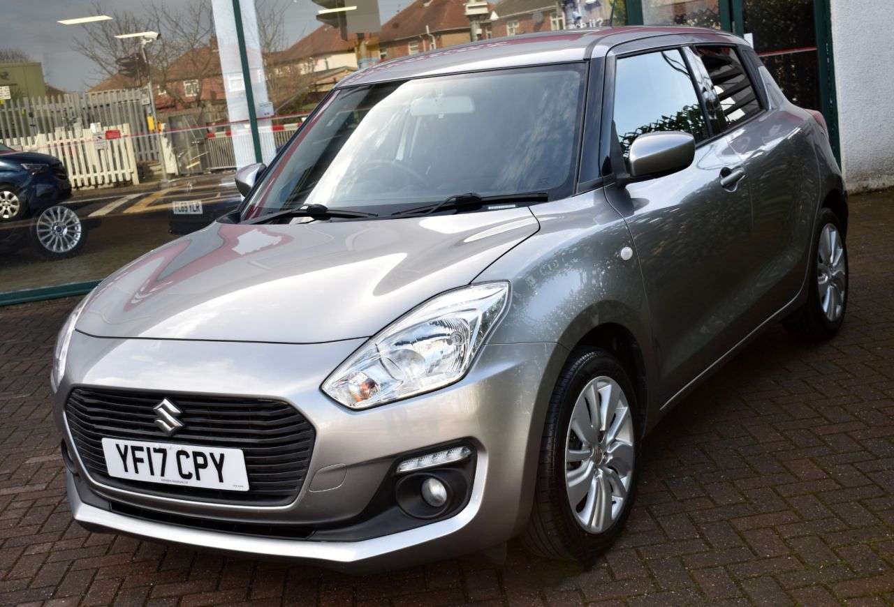 A 2017 SUZUKI SWIFT 1.0 BOOSTERJET SZ-T 5 DOOR 6-SPEED 109 BHP (EURO 6) Rev Camera / Bluetooth A 2017 SUZUKI SWIFT 1.0 BOOSTERJET SZ-T 5 DOOR 6-SPEED 109 BHP (EURO 6) Rev Camera / Bluetooth