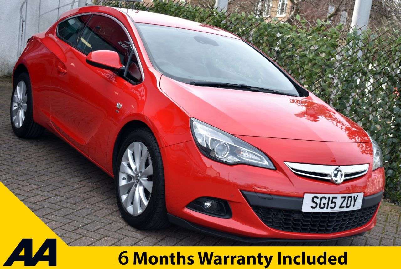 A 2015 VAUXHALL ASTRA GTC 1.4i TURBO SRi COUPE 6-SPEED 138 BHP (EURO 6) Front & Rear Park Assist / DA A 2015 VAUXHALL ASTRA GTC 1.4i TURBO SRi COUPE 6-SPEED 138 BHP (EURO 6) Front & Rear Park Assist / DA