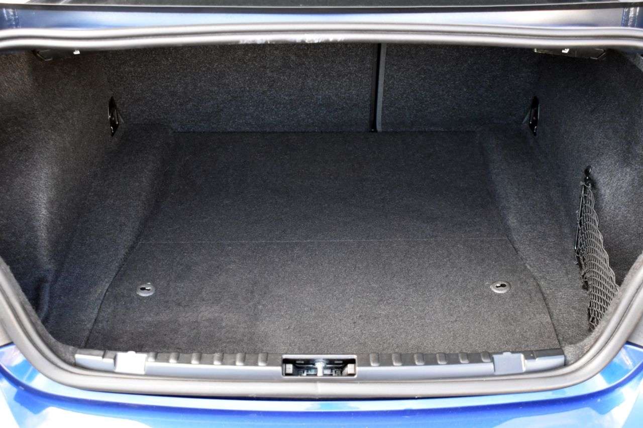 2012 BMW 1 SERIES 2012 BMW 1 SERIES