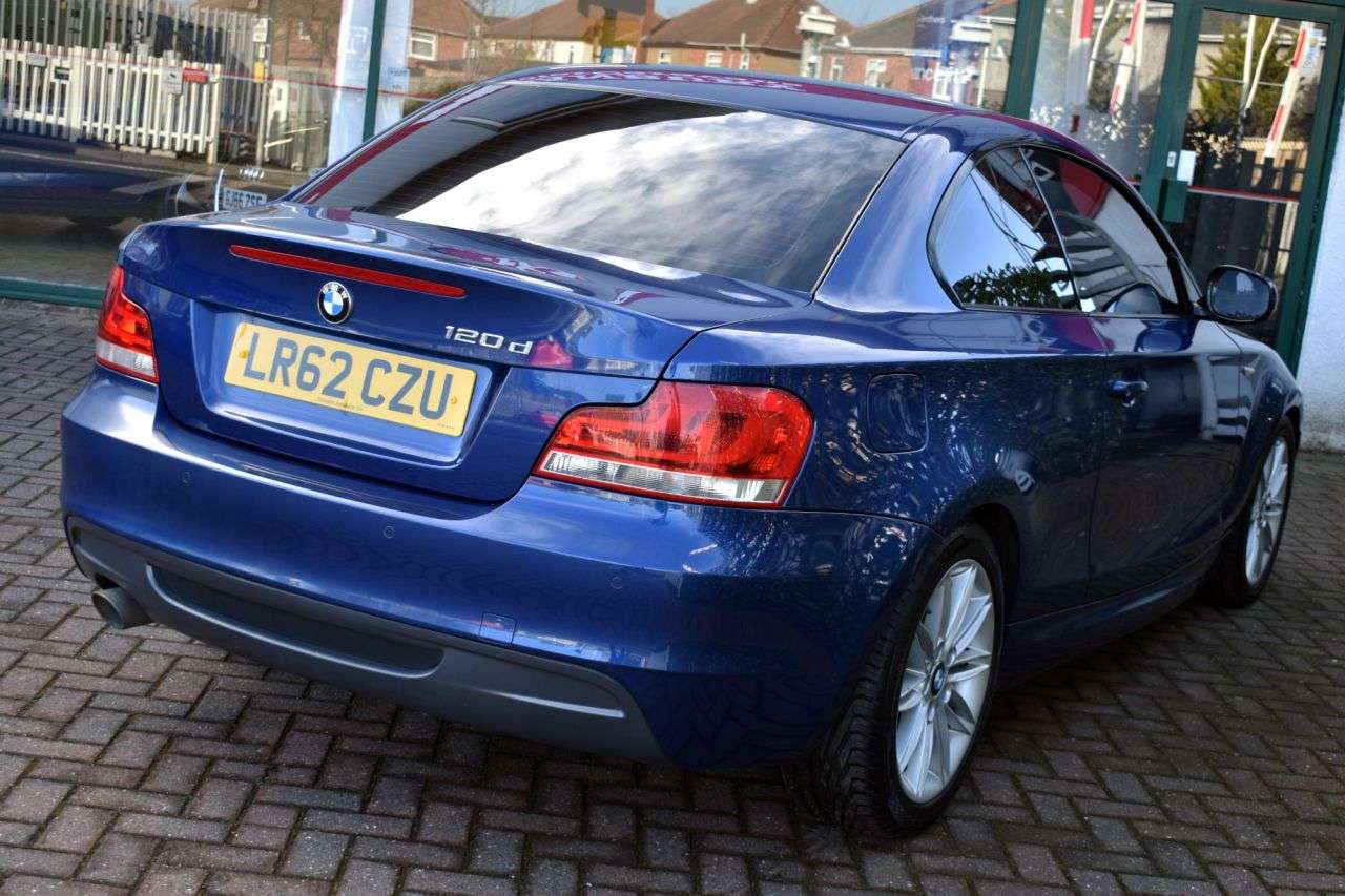 2012 BMW 1 SERIES 2012 BMW 1 SERIES