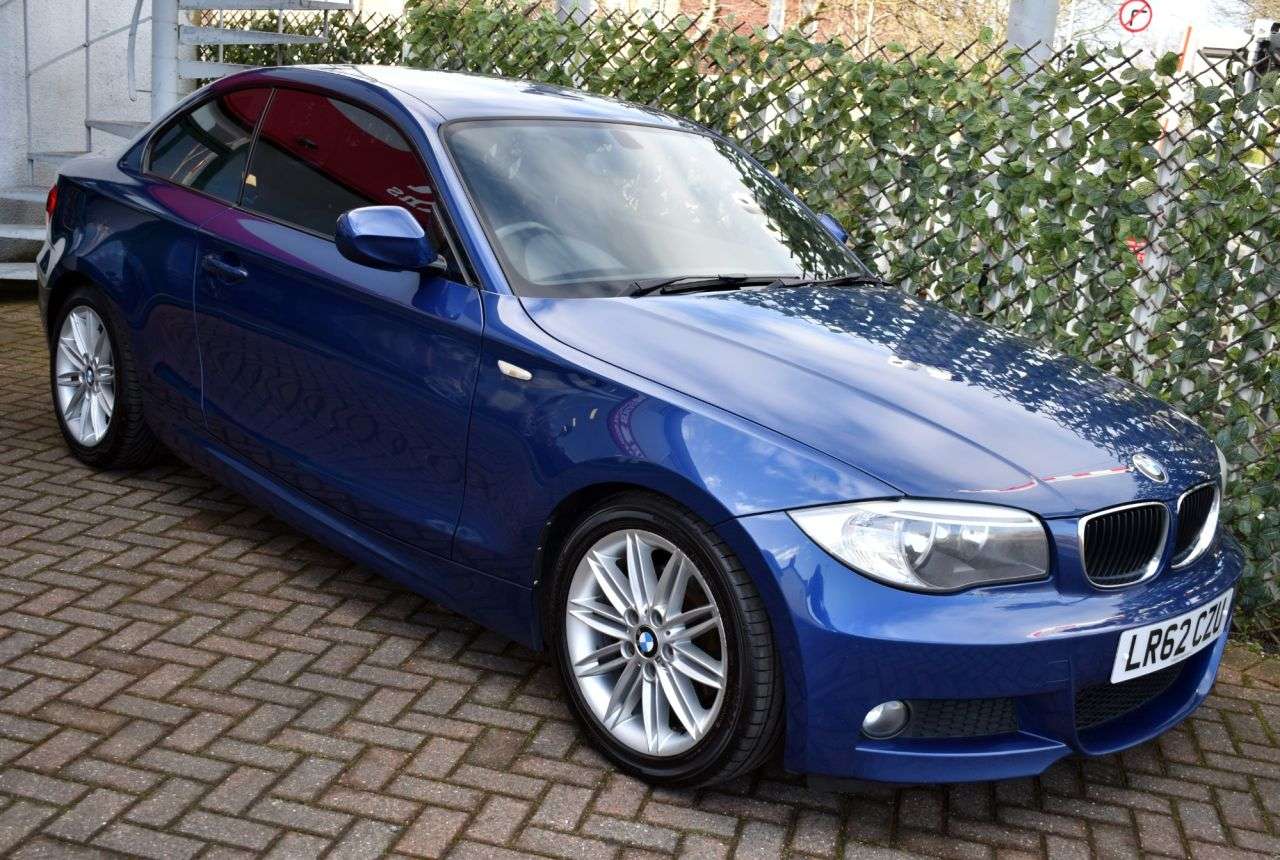 2012 BMW 1 SERIES 2012 BMW 1 SERIES