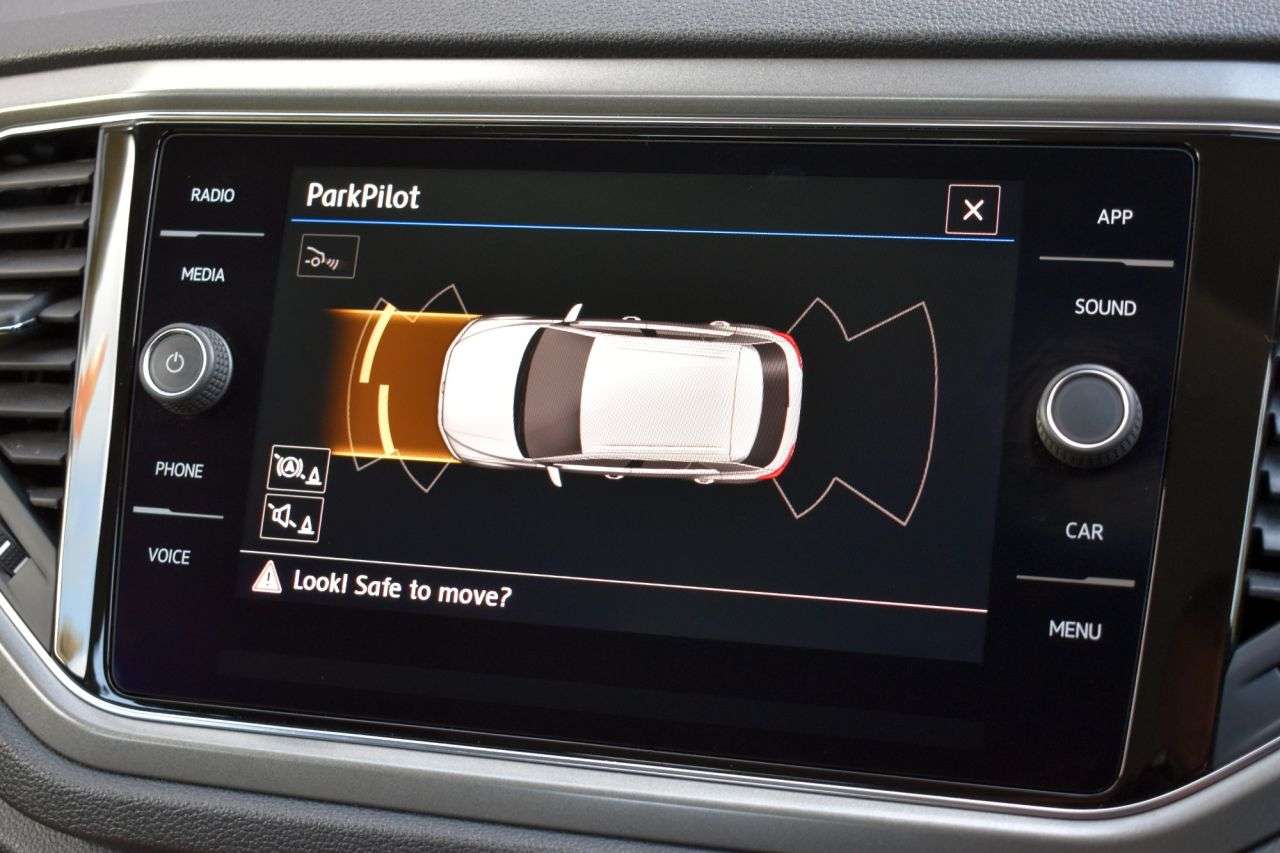 2020 VOLKSWAGEN T-ROC 2020 VOLKSWAGEN T-ROC