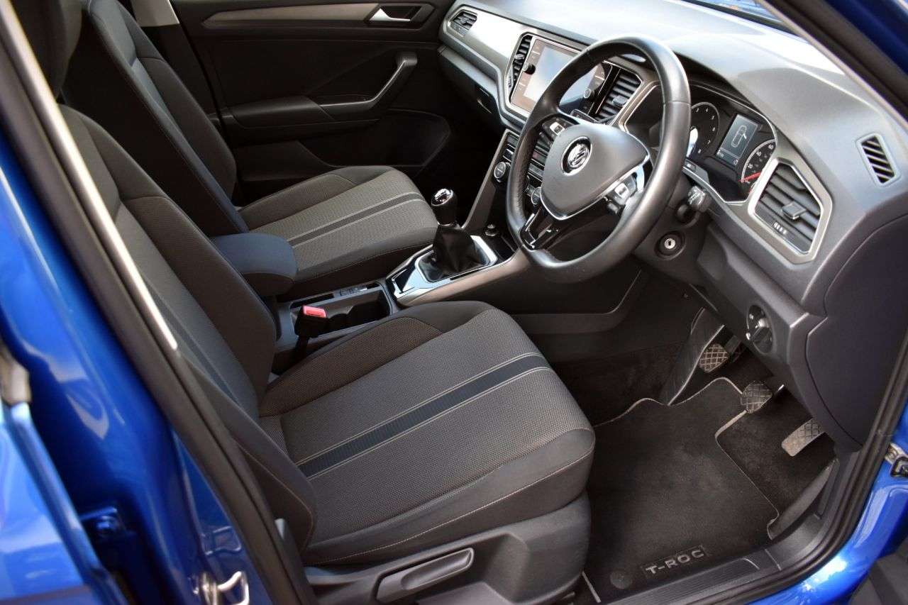 2020 VOLKSWAGEN T-ROC 2020 VOLKSWAGEN T-ROC