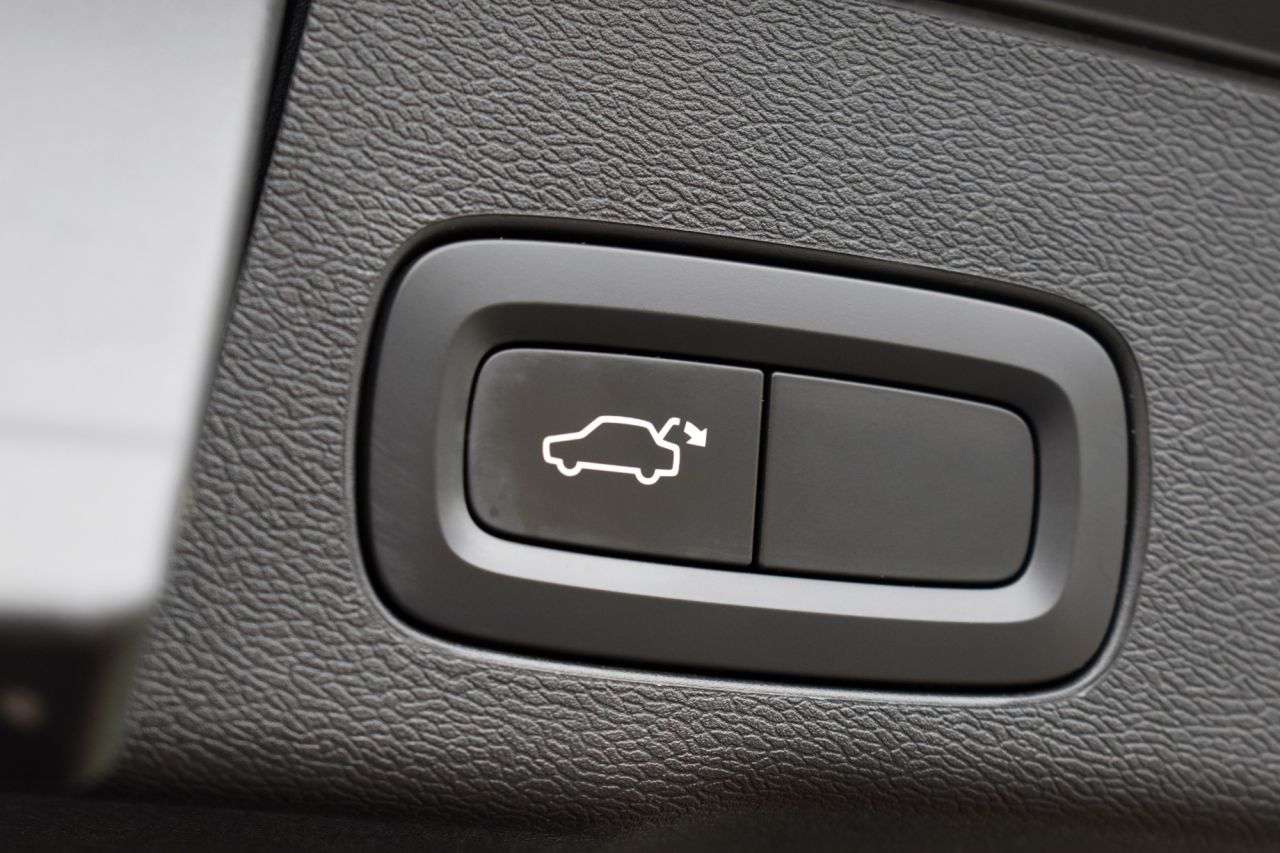 2019 VOLVO XC60 2019 VOLVO XC60