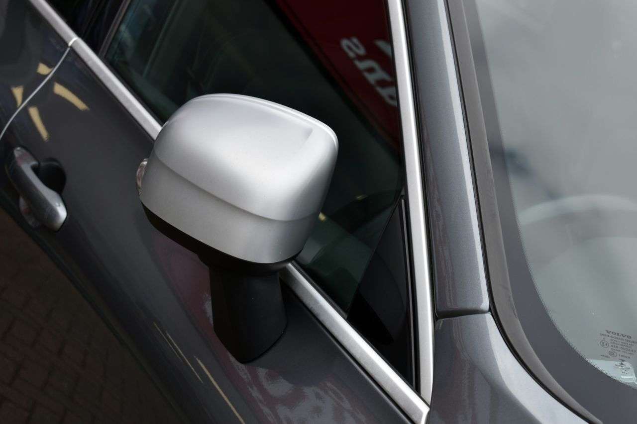 2019 VOLVO XC60 2019 VOLVO XC60