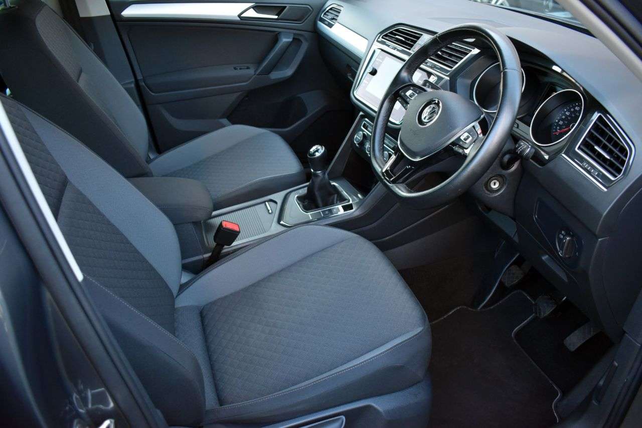 2020 VOLKSWAGEN TIGUAN 2020 VOLKSWAGEN TIGUAN