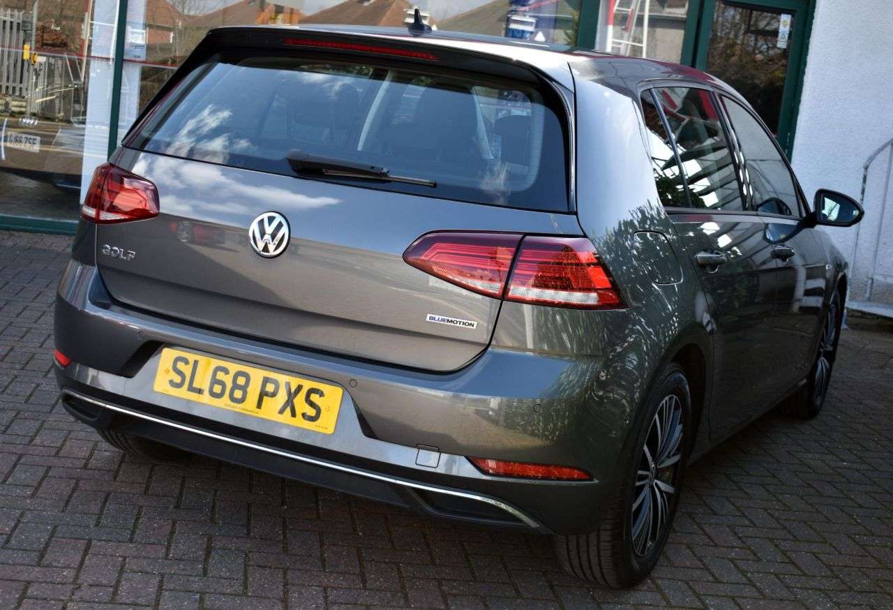 2018 VOLKSWAGEN GOLF 2018 VOLKSWAGEN GOLF