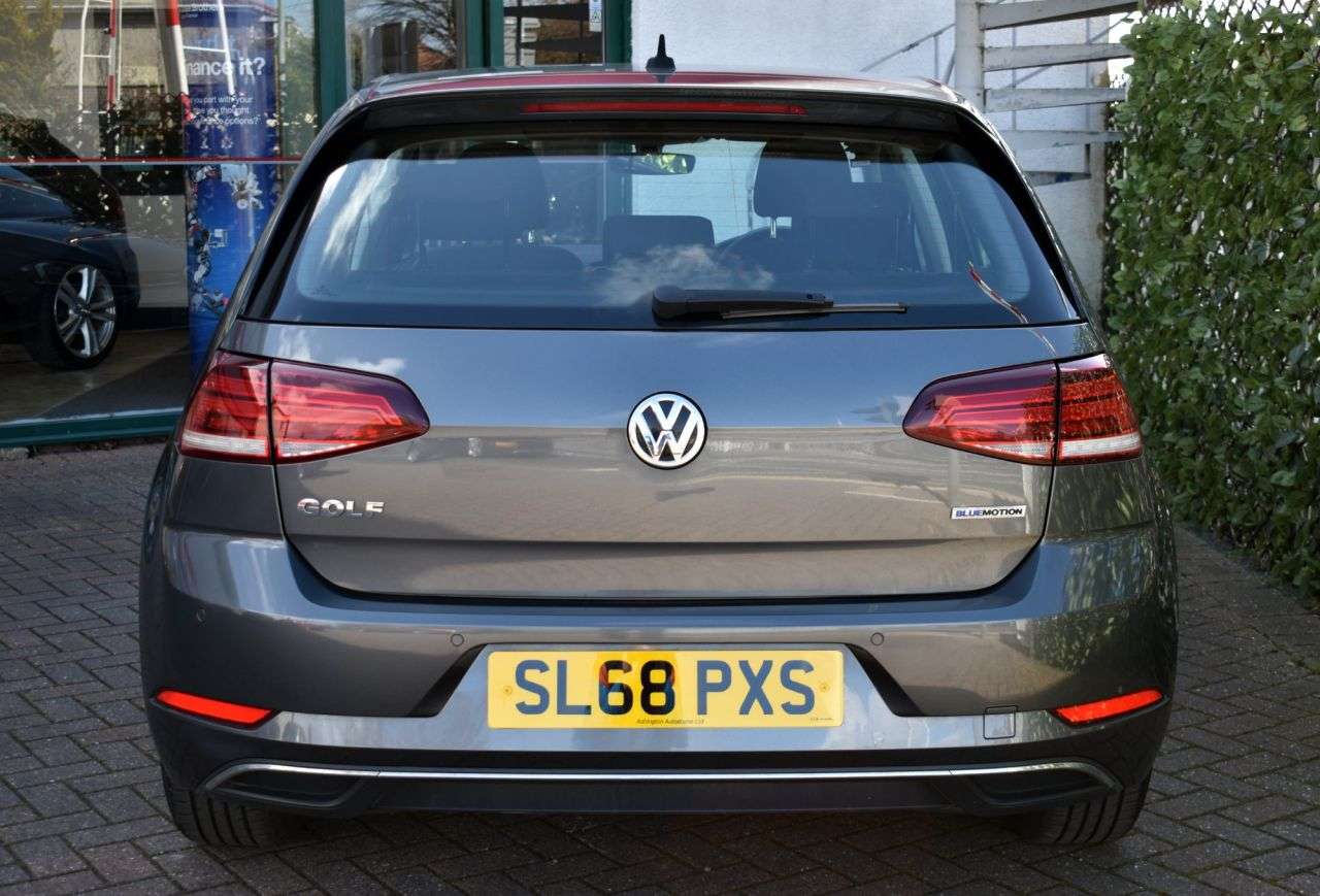 2018 VOLKSWAGEN GOLF 2018 VOLKSWAGEN GOLF
