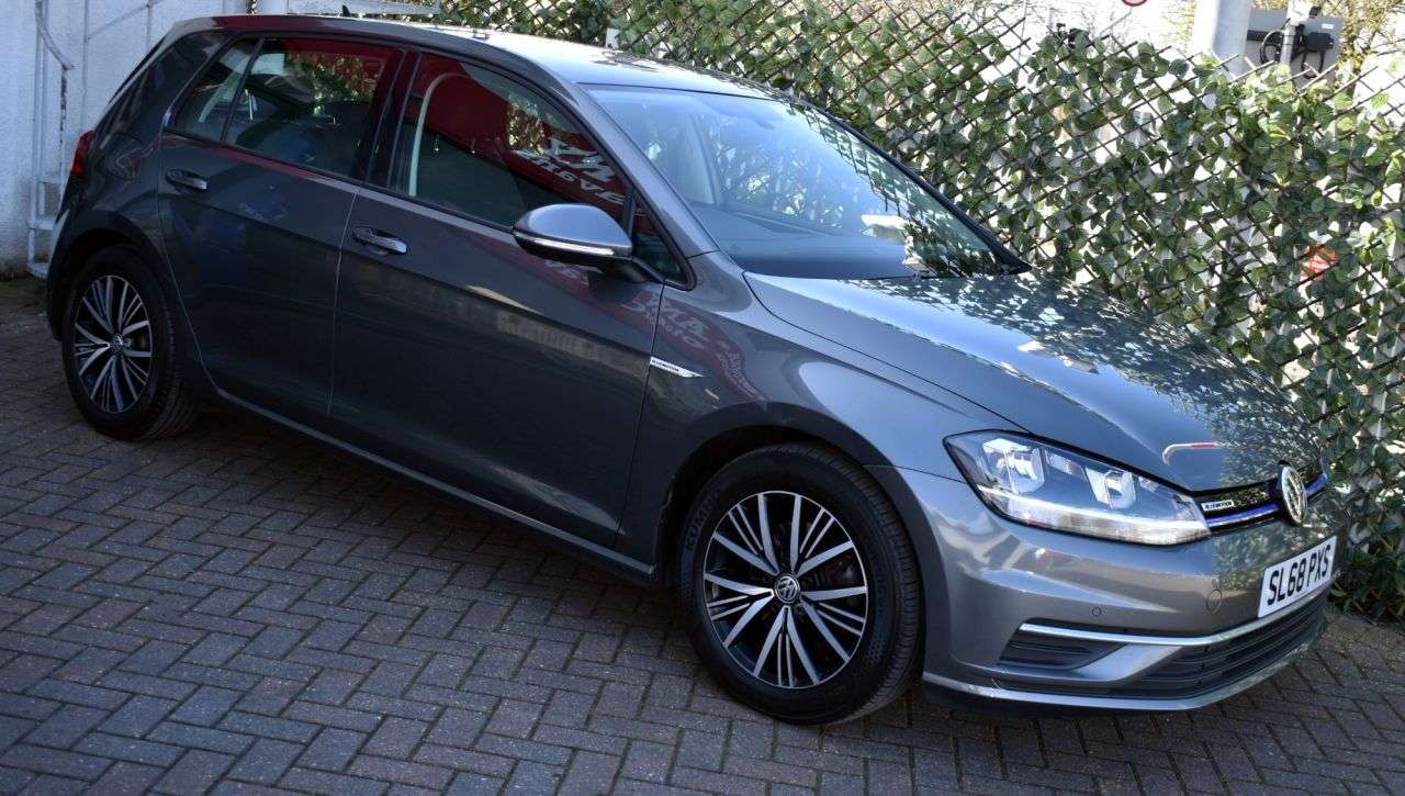 2018 VOLKSWAGEN GOLF 2018 VOLKSWAGEN GOLF