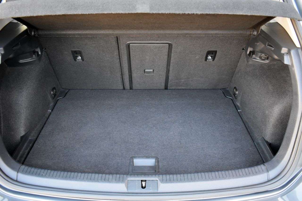 2018 VOLKSWAGEN GOLF 2018 VOLKSWAGEN GOLF