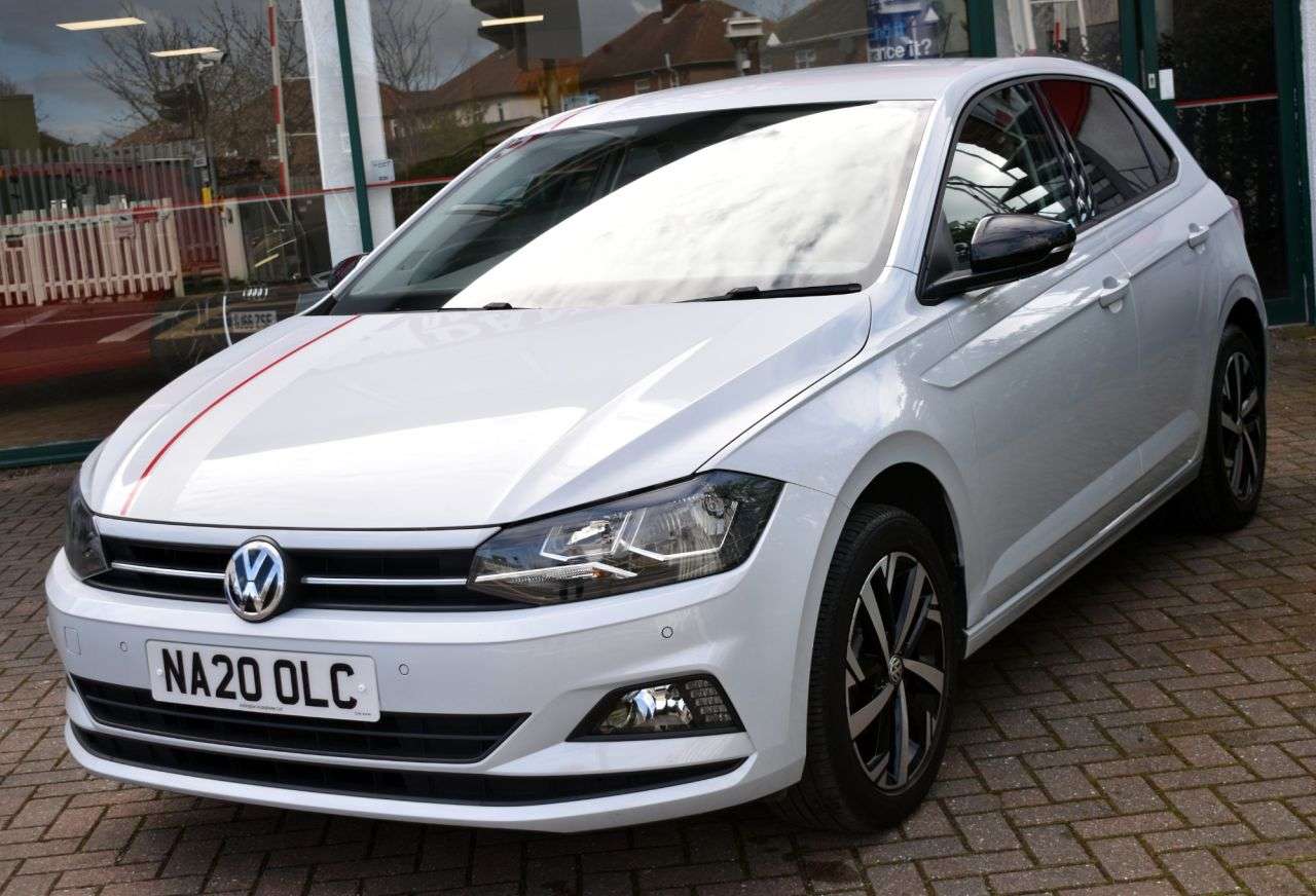 A 2020 VOLKSWAGEN POLO 1.0 EVO BEATS 5 DOOR 79 BHP (EURO 6) Apple CarPlay / Android Auto A 2020 VOLKSWAGEN POLO 1.0 EVO BEATS 5 DOOR 79 BHP (EURO 6) Apple CarPlay / Android Auto
