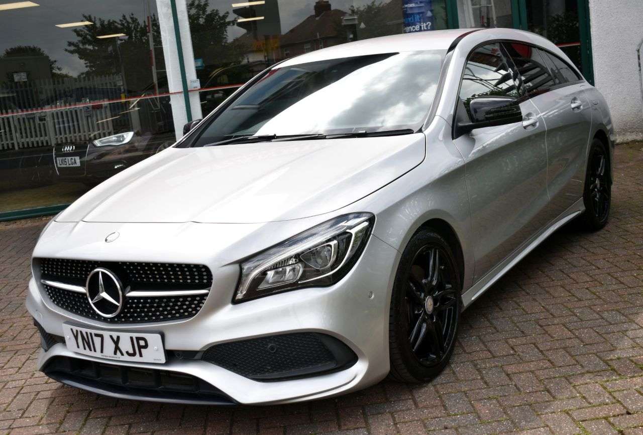 A 2017 MERCEDES-BENZ CLA CLA220d AMG-LINE 4-MATIC SHOOTING BRAKE 7G-DCT 175 BHP (EURO 6) CarPlay / N A 2017 MERCEDES-BENZ CLA CLA220d AMG-LINE 4-MATIC SHOOTING BRAKE 7G-DCT 175 BHP (EURO 6) CarPlay / N