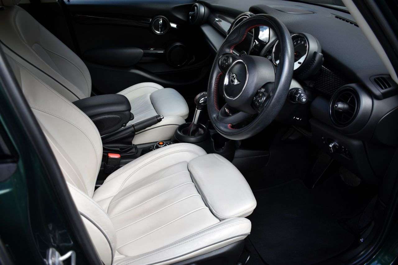 2017 MINI HATCH 2017 MINI HATCH
