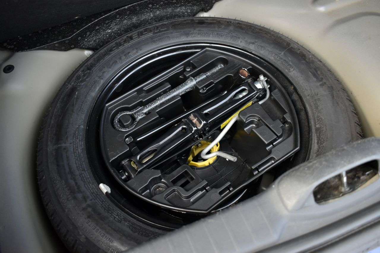 2016 PEUGEOT 208 2016 PEUGEOT 208