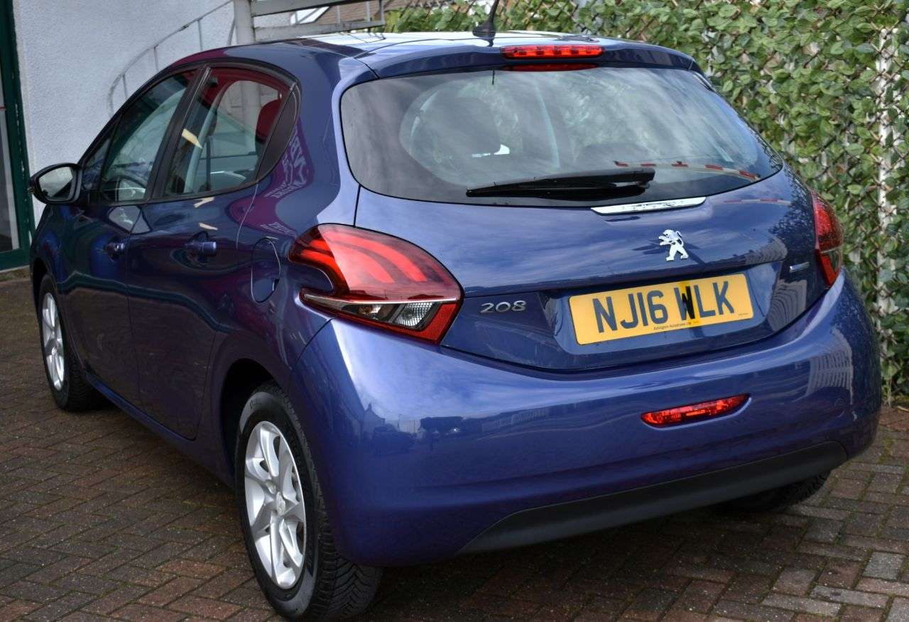 2016 PEUGEOT 208 2016 PEUGEOT 208